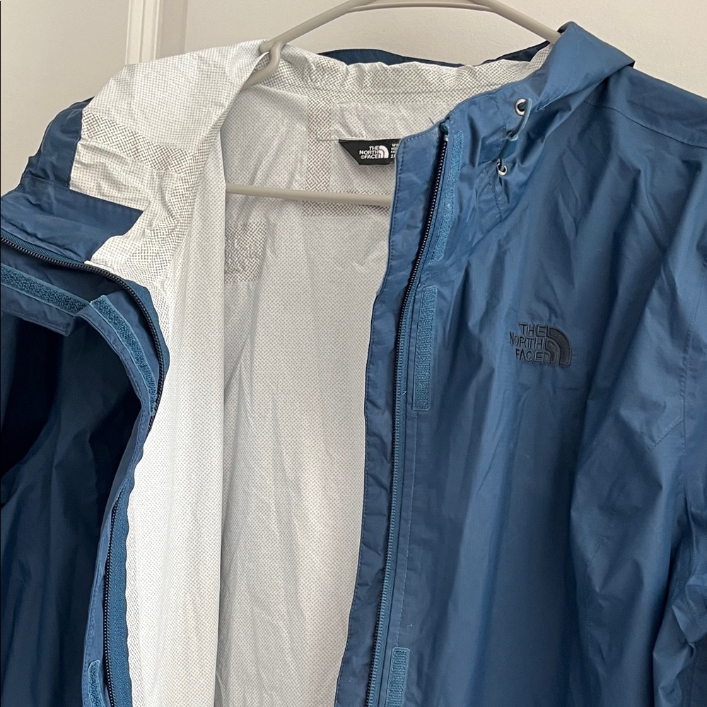 The North Face Navy Blue Hooded Rain Shell PLUS SIZE 2X - Picture 4 of 6